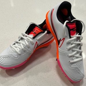 Nike softball steel cleats Women’s Size US 7
